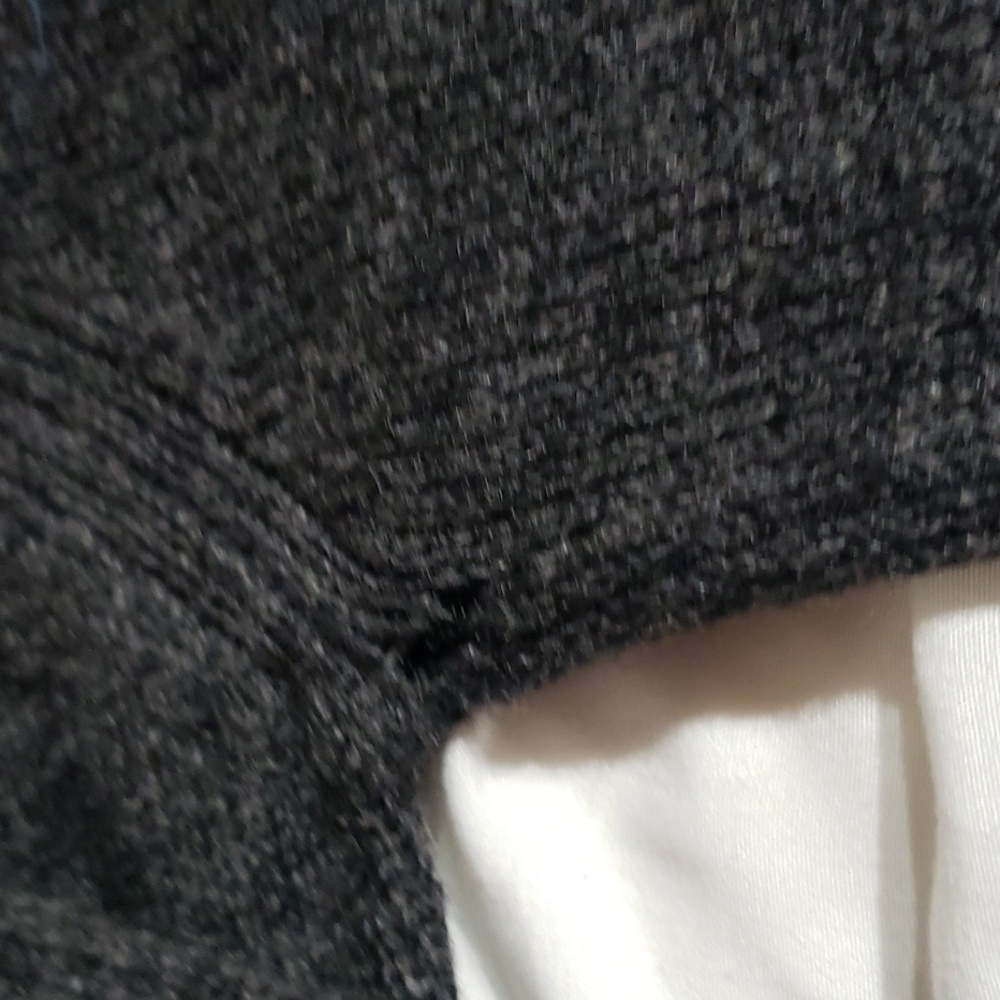 Pendleton Sweater - image 7